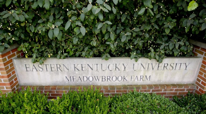 Entrance sign to Meadowbrook Farm